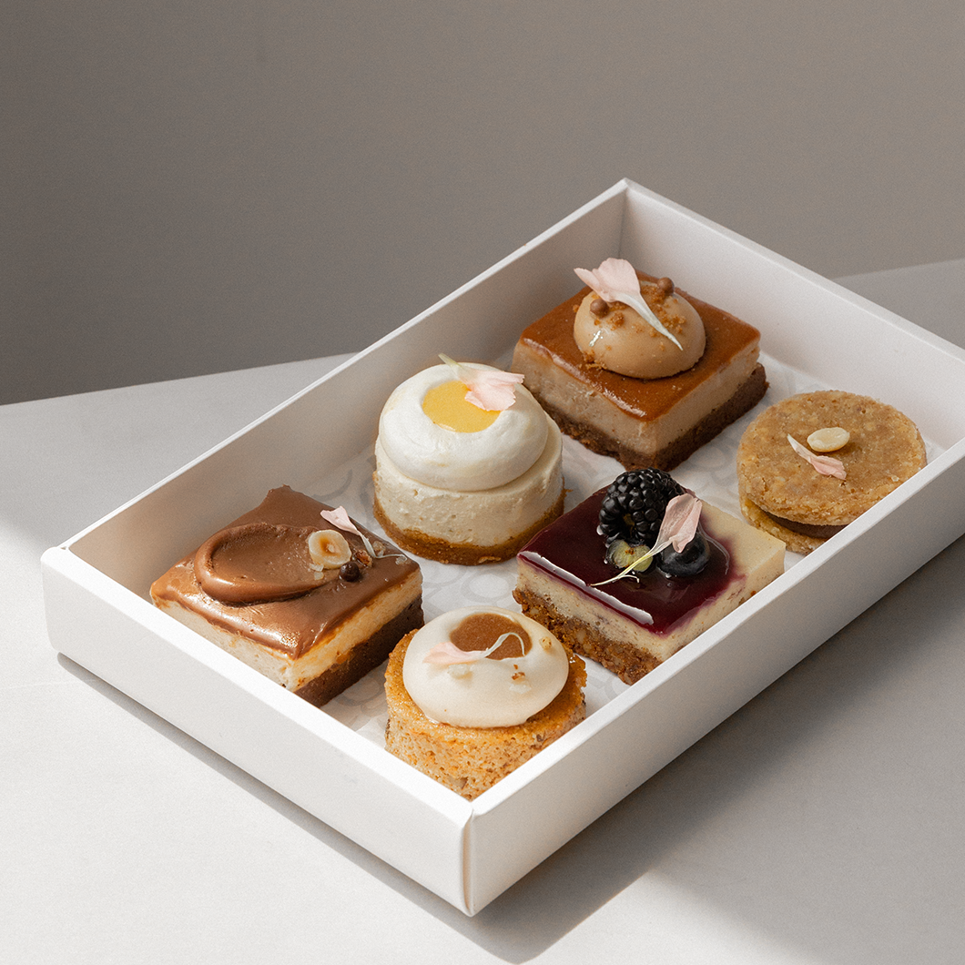 Mother's Cake Box